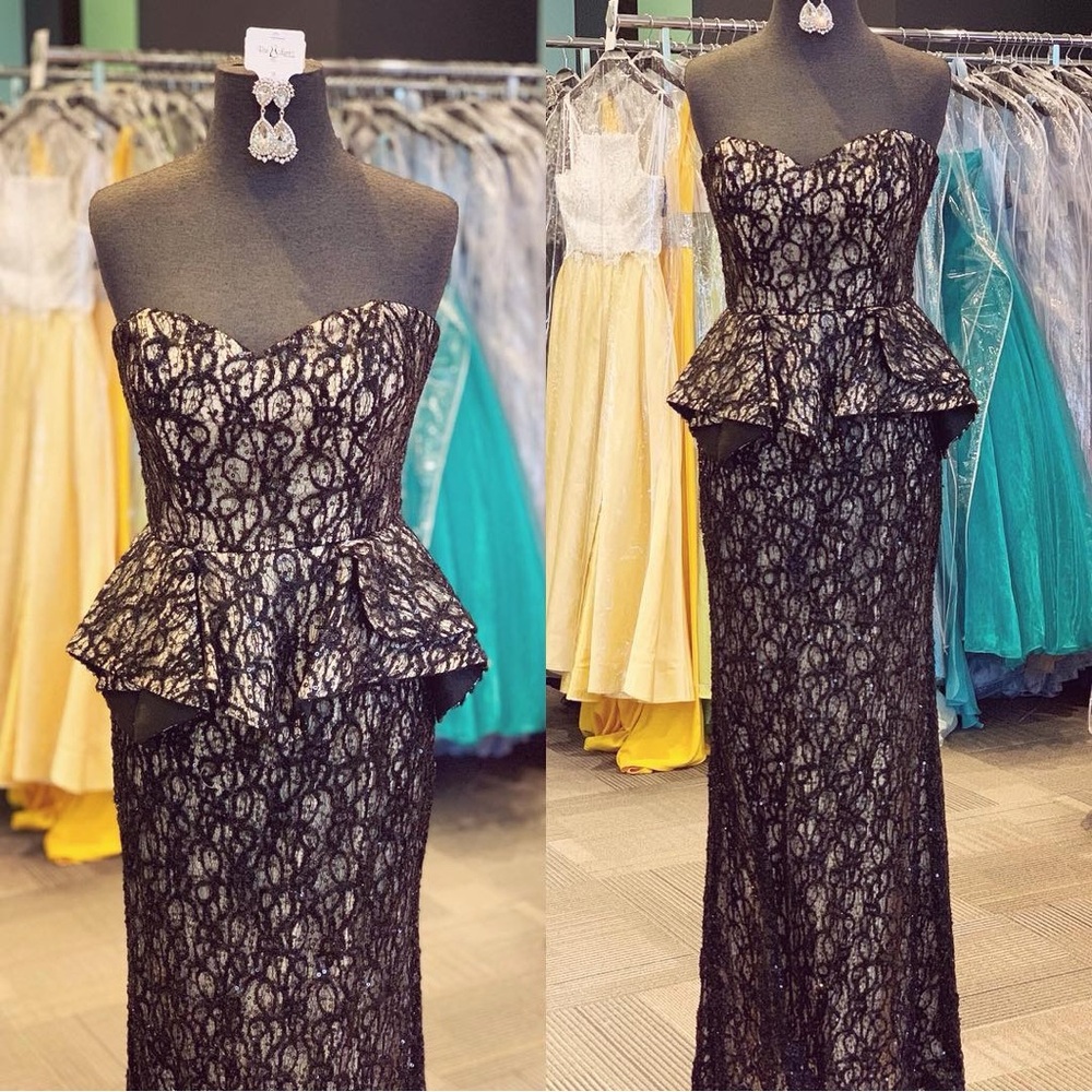 NWT Let’s Fashion Black Lace Peplum Evening Gown Size Large